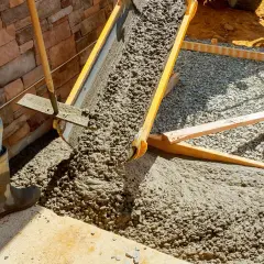Jak zrobić beton B15 w betoniarce - Proporcje i bezpieczne mieszanie