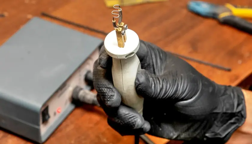 Spawanie plastiku czy się opłaca? Porównanie kosztów naprawy i nowych części