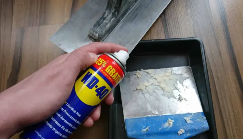 Skuteczne metody na usunięcie betonu z betoniarki bez wysiłku