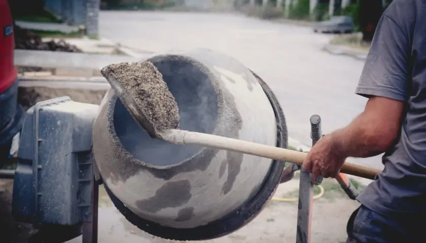 Jak zrobić zaprawę murarską w betoniarce - proste kroki i porady