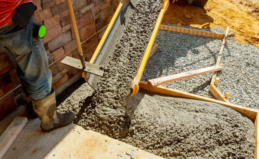 Jak zrobić beton B15 w betoniarce - Proporcje i bezpieczne mieszanie